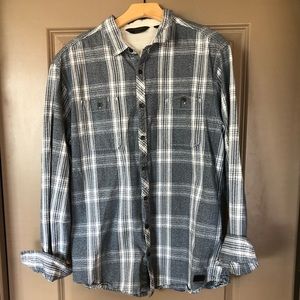 Men’s plaid shirt